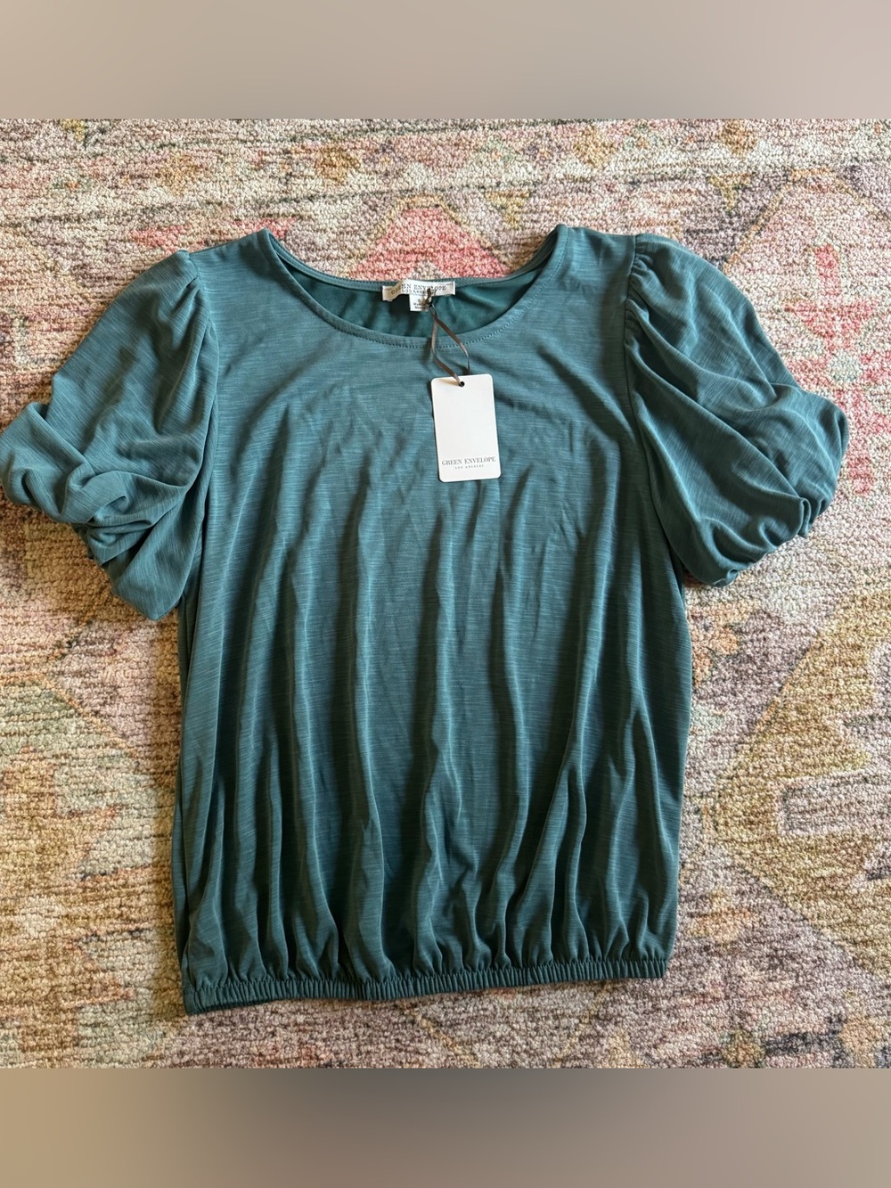 Green Puff-Sleeve Women’s Top by Green envelope. NWT